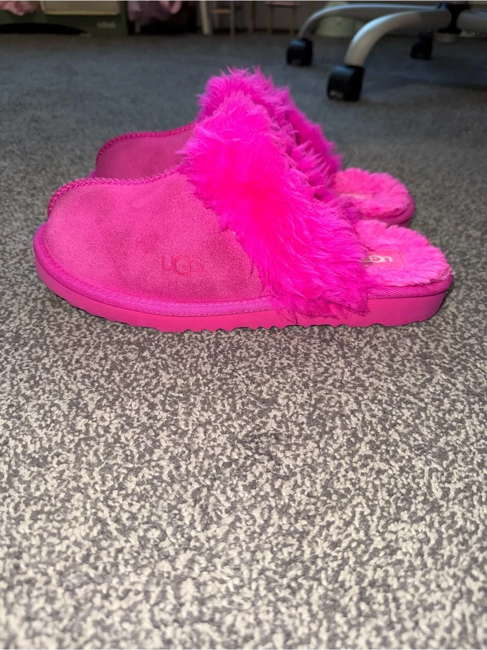 UGG bright cozy
